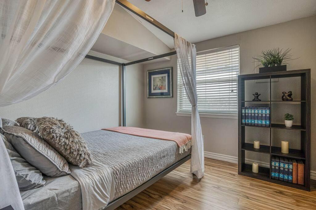 The Hummingbird Sunset Home, West Side إل باسو المظهر الخارجي الصورة