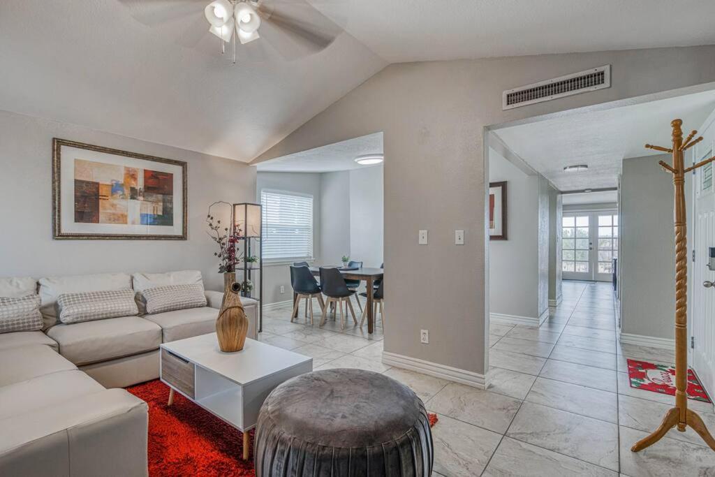 The Hummingbird Sunset Home, West Side إل باسو المظهر الخارجي الصورة