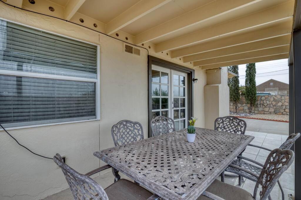 The Hummingbird Sunset Home, West Side إل باسو المظهر الخارجي الصورة