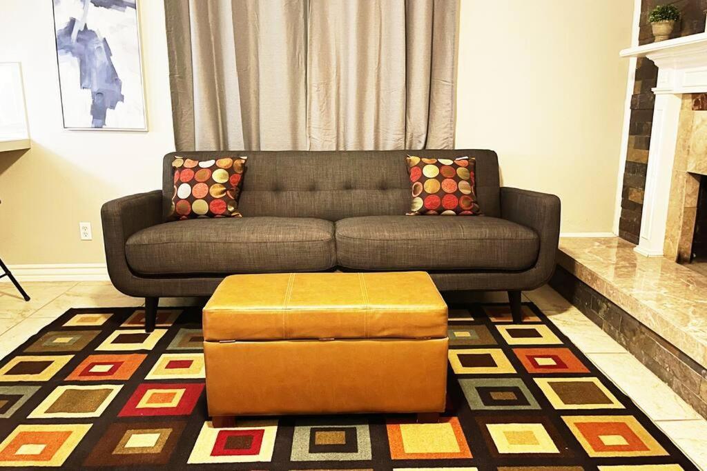 The Hummingbird Sunset Home, West Side إل باسو المظهر الخارجي الصورة