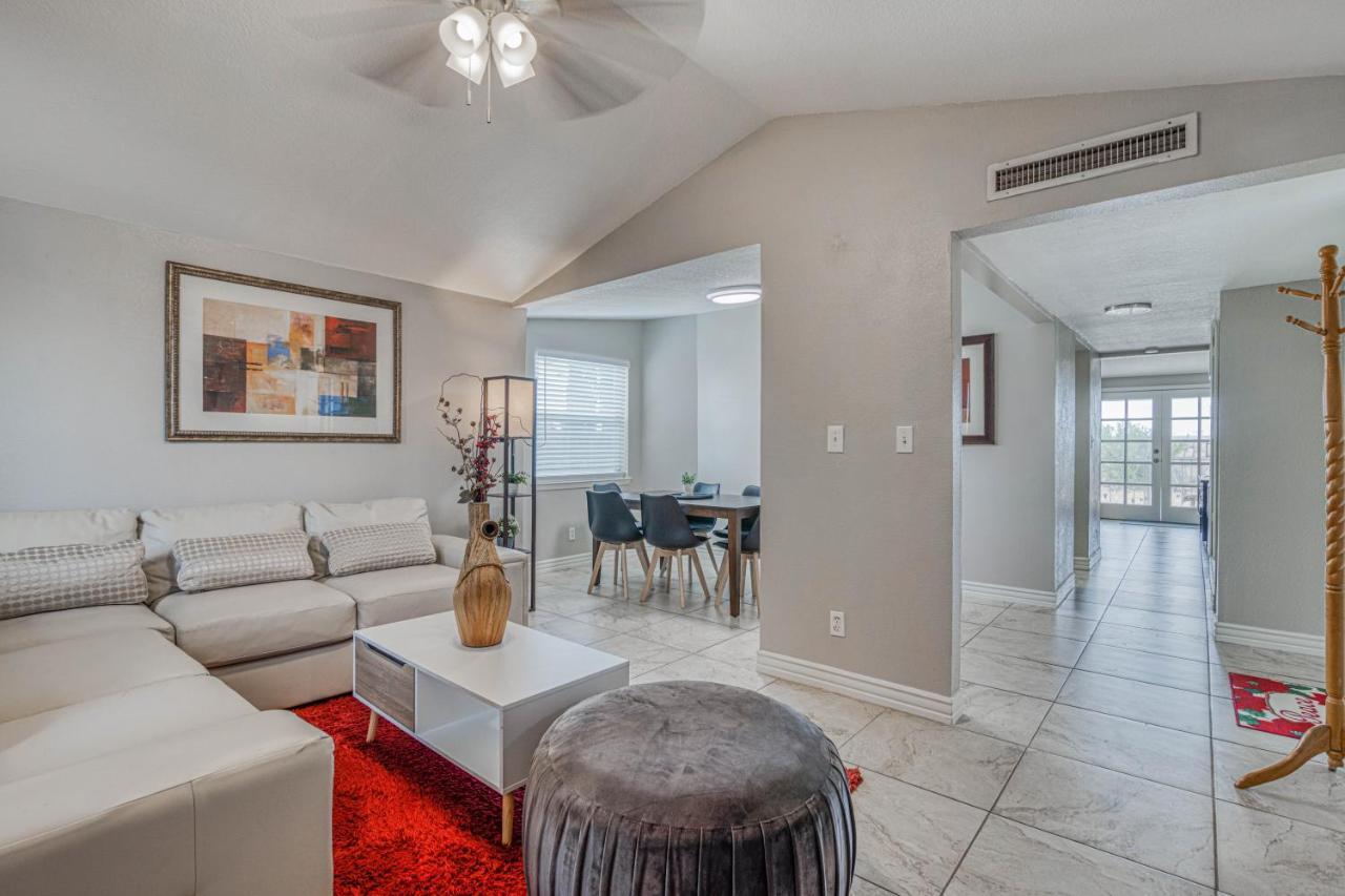 The Hummingbird Sunset Home, West Side إل باسو المظهر الخارجي الصورة