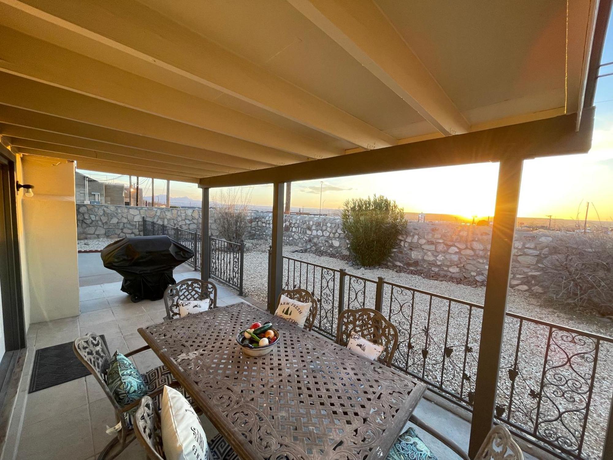 The Hummingbird Sunset Home, West Side إل باسو المظهر الخارجي الصورة